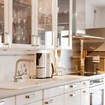 ホテル Zur Linde Dein Self Check In 4*