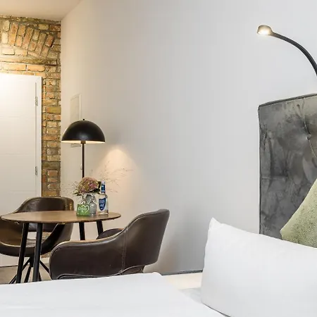 Hotel Zur Linde Dein Self Check In 4*