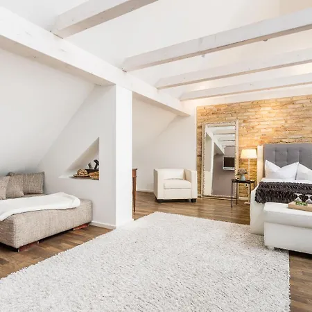 Zur Linde Dein Self Check In Hotell