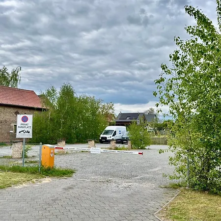 Zur Linde Dein Self Check In Hotel