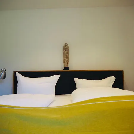 Zur Linde Dein Self Check In Michendorf