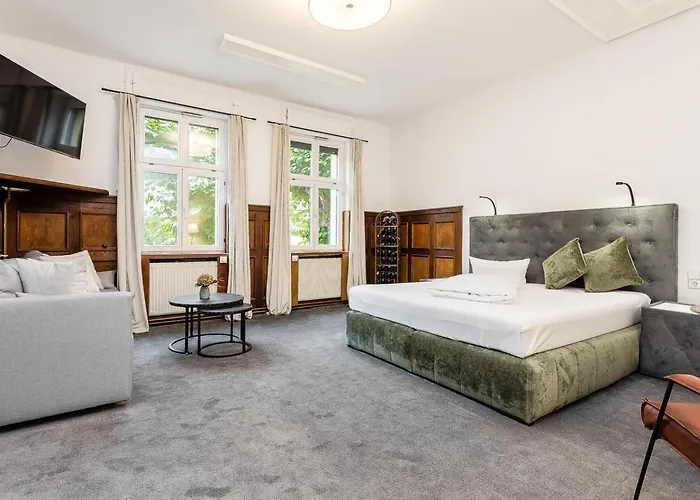 Zur Linde Dein Self Check In Hotel