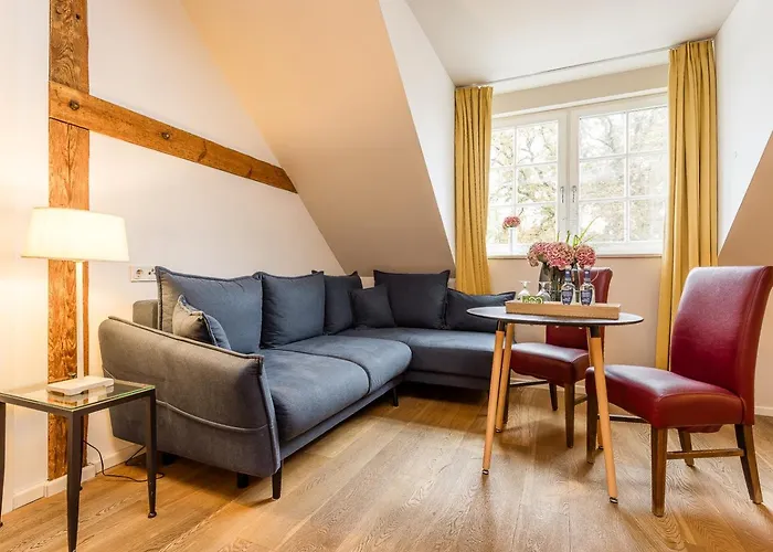 Zur Linde Dein Self Check In Hotel 4*