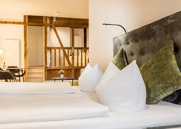 Zur Linde Dein Self Check In Hotel Michendorf