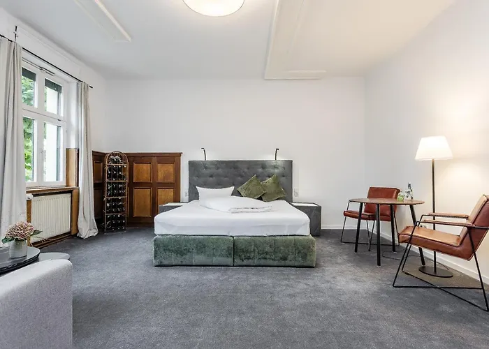 Hotel Zur Linde Dein Self Check In Michendorf