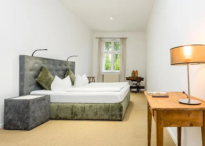 Zur Linde Dein Self Check In Hotel